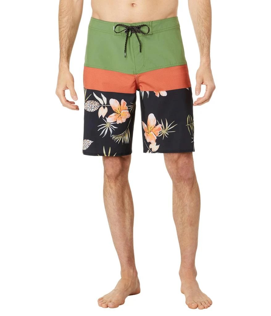 商品Quiksilver|Surfsilk Panel 20" Boardshorts,价格¥252,第1张图片