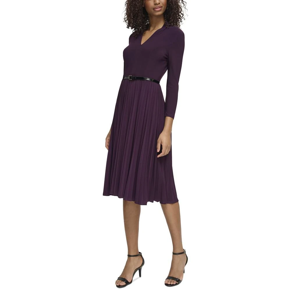 商品Tommy Hilfiger|Women's Belted Pleated Fit & Flare Dress,价格¥591,第4张图片详细描述