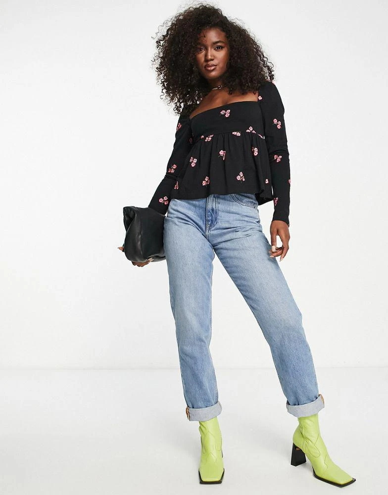 商品ASOS|ASOS DESIGN square neck top with red floral embroidery in black,价格¥268,第4张图片详细描述