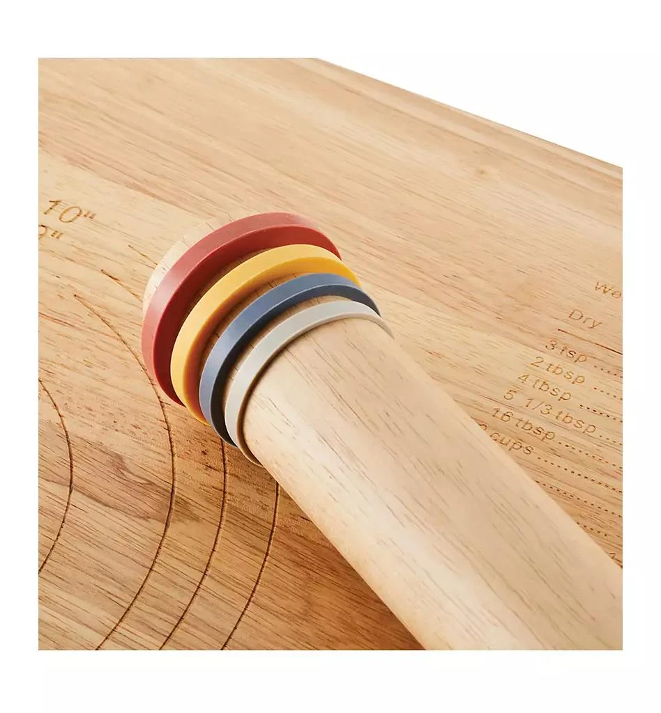 商品Ayesha Curry|Pantryware Rolling Pin & Pie Board Set,价格¥868,第3张图片详细描述