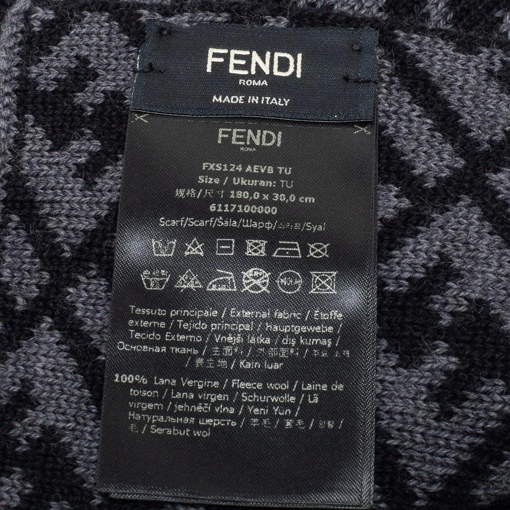 商品Fendi|Fendi Black & Grey Zucca Monogram Wool Panelled Stole,价格¥2411,第5张图片详细描述