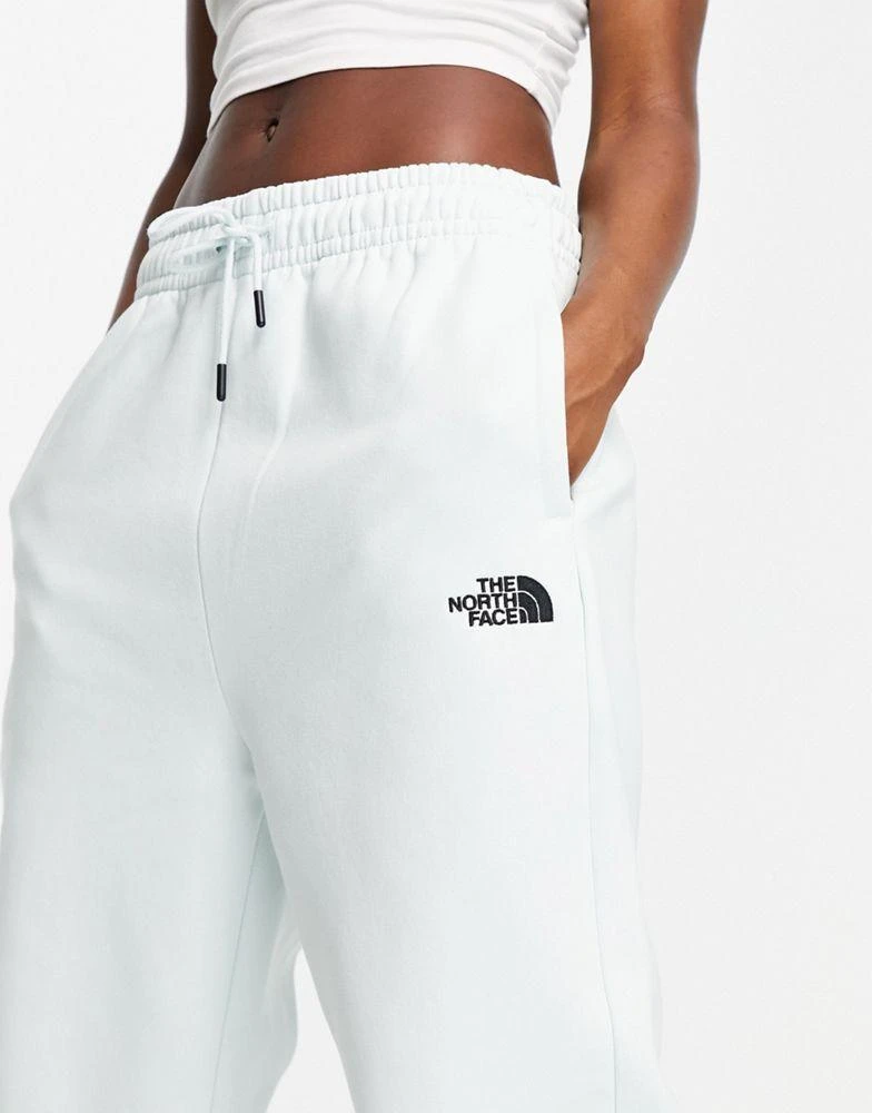 商品The North Face|The North Face Oversized Essential joggers in light blue Exclusive at ASOS,价格¥268,第2张图片详细描述