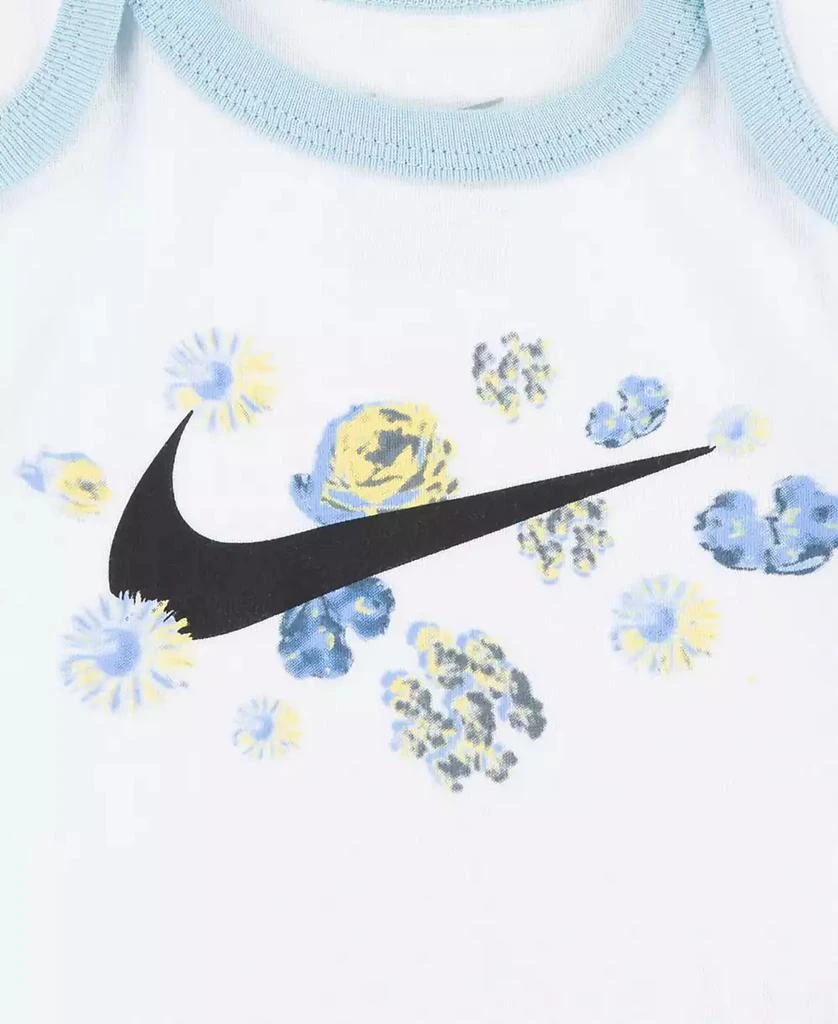 商品NIKE|Baby Girls Mini Me Flower Gift Box Bodysuit, Headband and Booties, 3 Piece Set,价格¥101,第2张图片详细描述