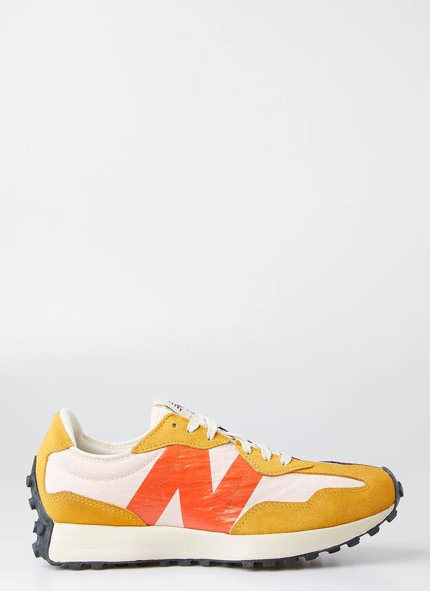 商品New Balance|327 Sneakers in Orange,价格¥616,第1张图片