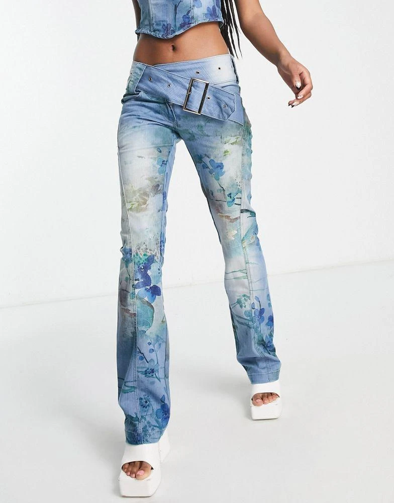商品Jaded London|Jaded London low rise bootcut jeans with belt in multi blossom print co-ord,价格¥370,第4张图片详细描述
