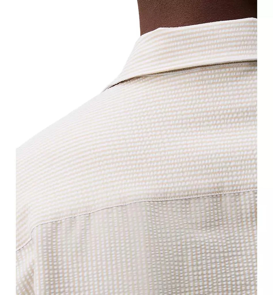 商品Calvin Klein|Men's Relaxed Fit Short Sleeve Seersucker Striped Button-Front Shirt,价格¥397,第4张图片详细描述