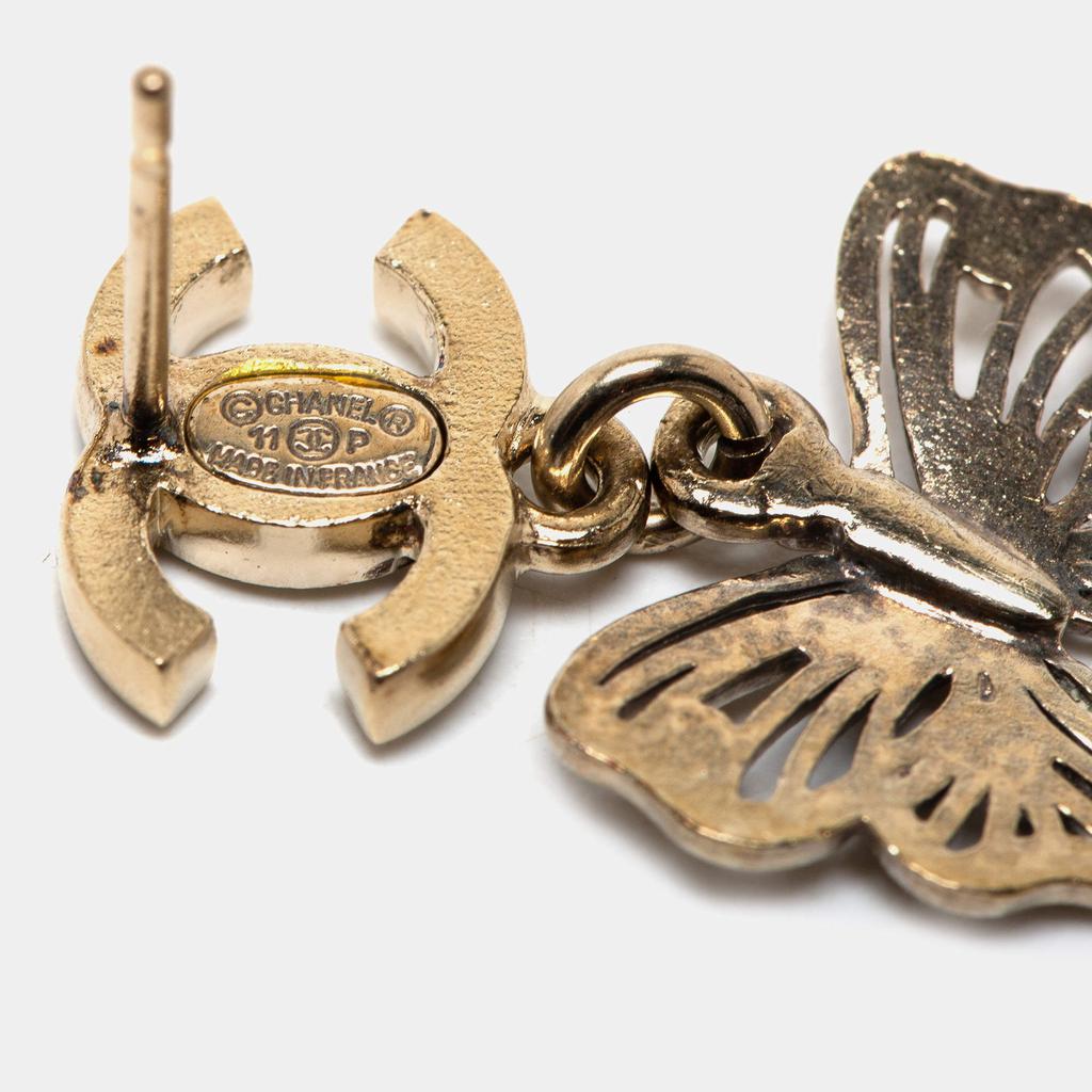 Chanel Pale Gold Tone Crystal CC Butterfly Drop Earrings商品第6张图片规格展示