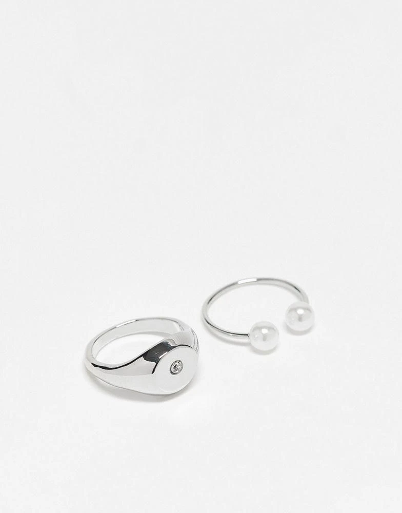 商品FADED FUTURE|Faded Future pack of 2 rings with crystal and pearl in silver,价格¥80,第1张图片