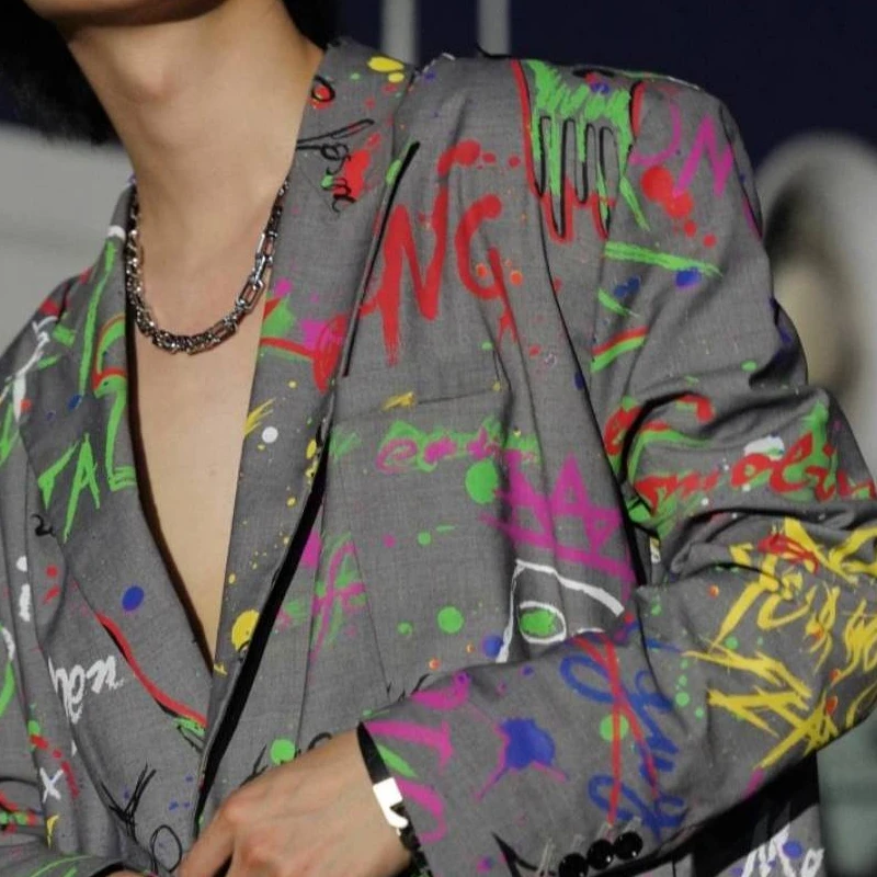 商品[国内直发] Louis Vuitton|精致拼接 链式 古巴链 金属 项链 男女同款情侣款 银色,价格¥6757,第7张图片详细描述