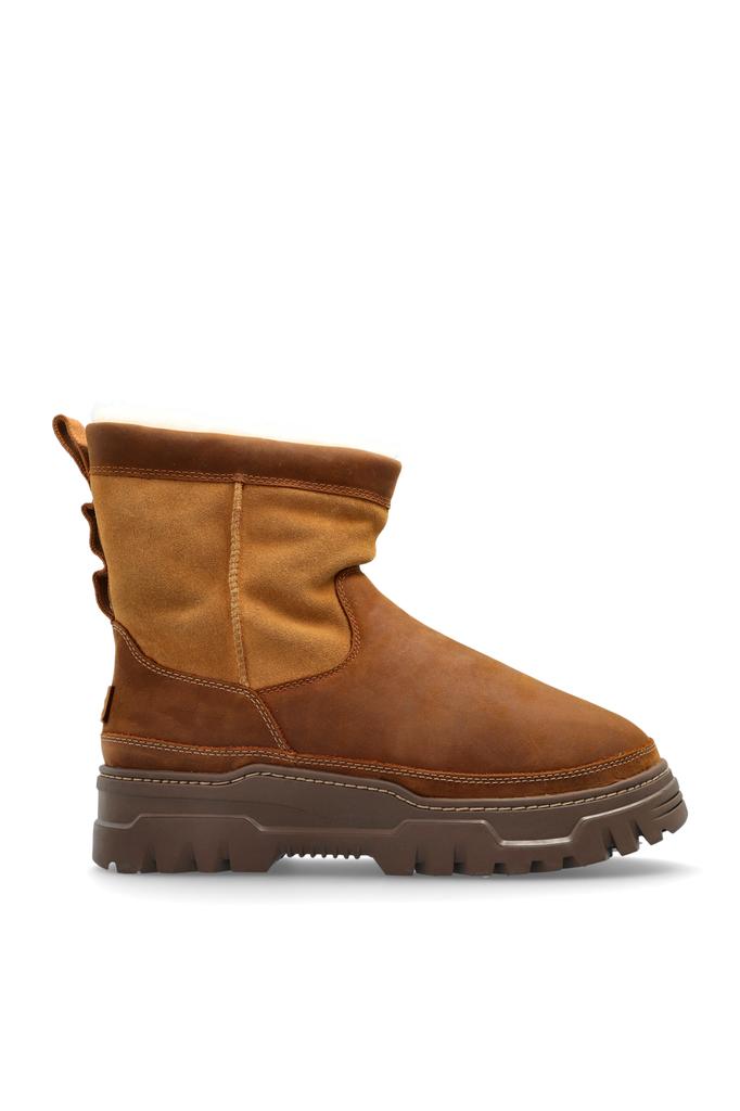 ccae232e-87c4-3c3d-9b9b-