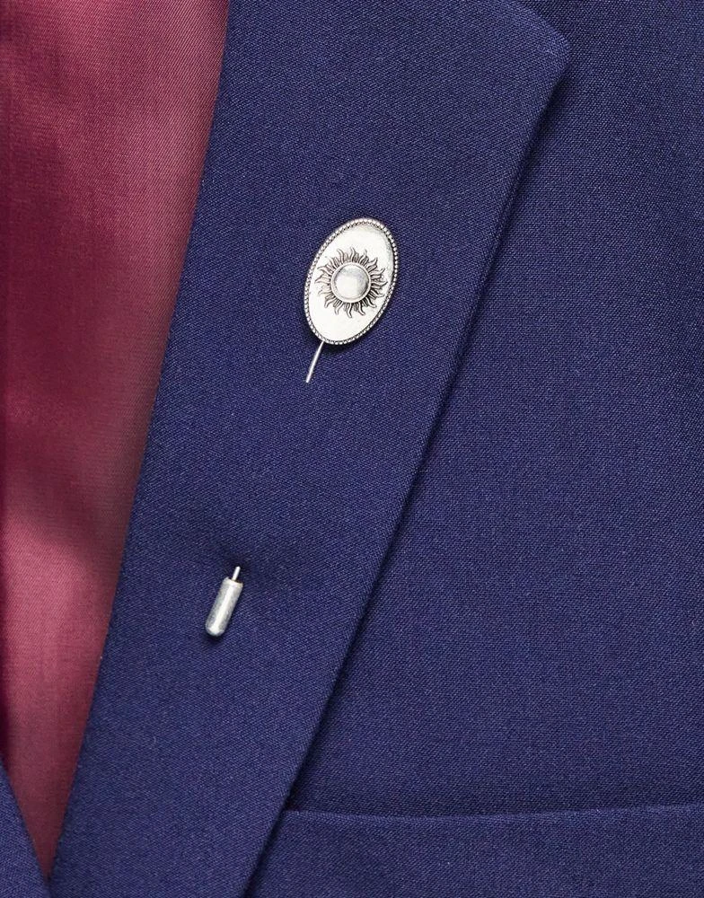 商品ASOS|ASOS DESIGN lapel pin with engraved celestial detail in burnished silver tone,价格¥65,第1张图片
