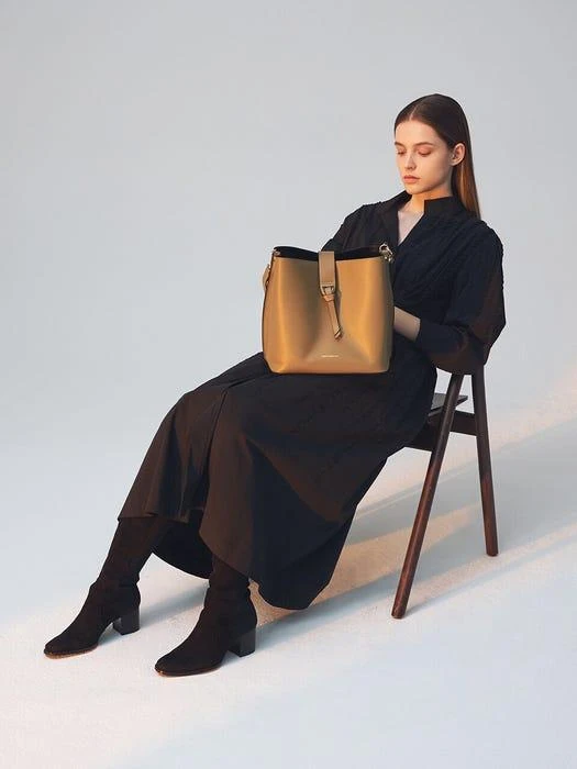 商品Coccinelle|Alba Middle Bag_4 Color,价格¥3491,第4张图片详细描述