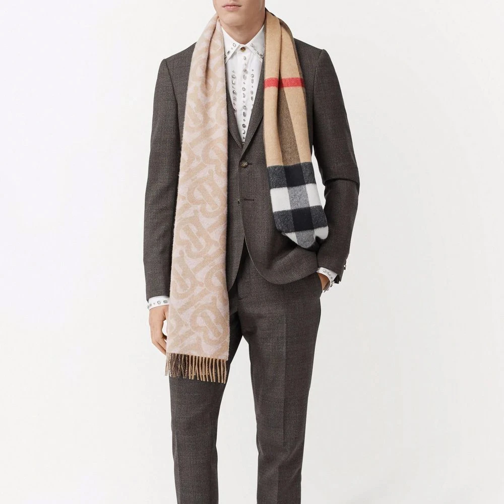 BURBERRY 男士印花围巾 8043731 商品