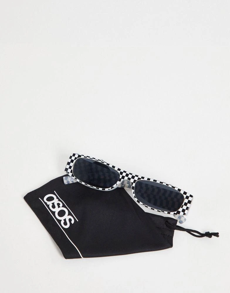 商品ASOS|ASOS DESIGN mini rectangle sunglasses with checkerboard design in black and white - BLACK,价格¥65,第4张图片详细描述