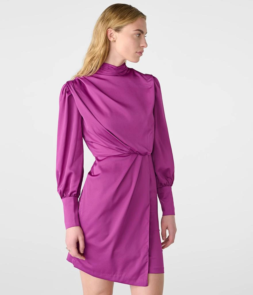 商品Karl Lagerfeld Paris|DRAPED MOCK NECK SATIN DRESS,价格¥449,第1张图片详细描述