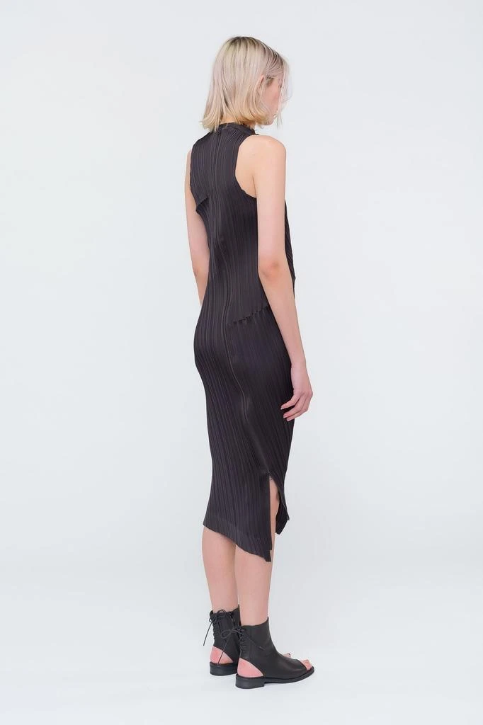 商品Issey Miyake|ISSEY MIYAKE Intangible Pleats Dress,价格¥5986,第2张图片详细描述