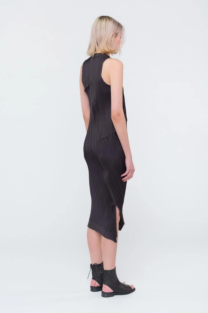 商品Issey Miyake|ISSEY MIYAKE Intangible Pleats Dress,价格¥5238,第2张图片详细描述