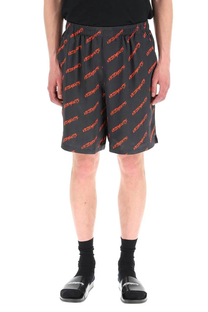 商品Vetements|Vetements logo printed bermuda shorts,价格¥2726,第2张图片详细描述