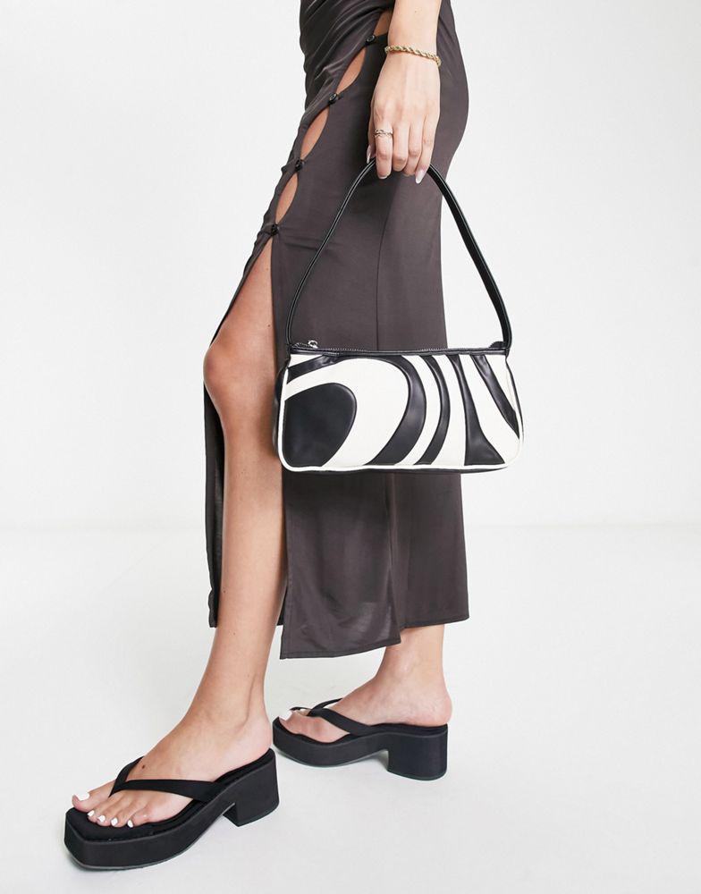 商品ASOS|ASOS DESIGN slim 90s shoulder bag in black & off white swirl patchwork,价格¥161,第4张图片详细描述