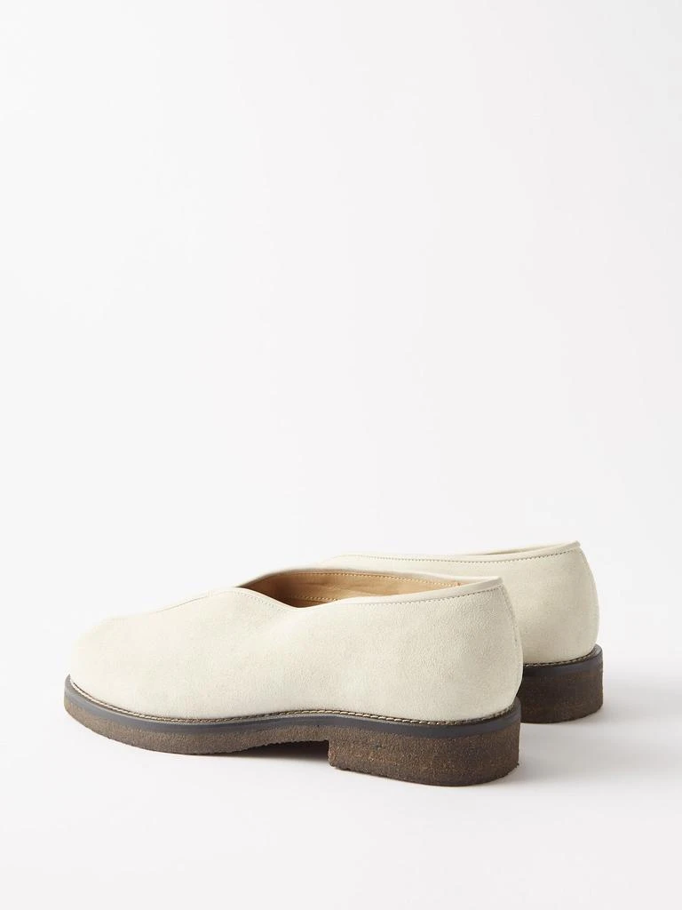 商品Lemaire|Piped suede slip-on shoes,价格¥2571,第5张图片详细描述