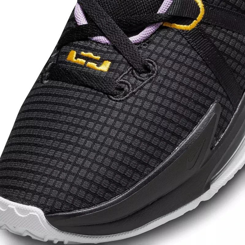 Nike LeBron Witness 7 Basketball Shoes 商品