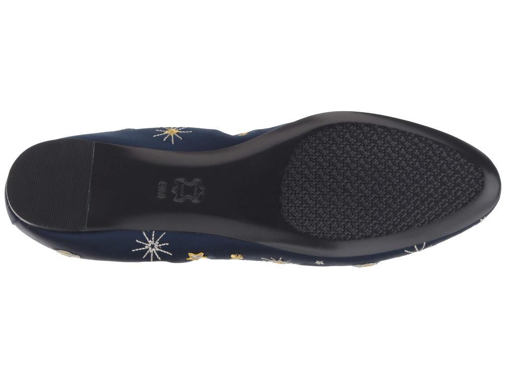 商品Tory Burch|Olympia Embroidered Loafer,价格¥1506,第5张图片详细描述