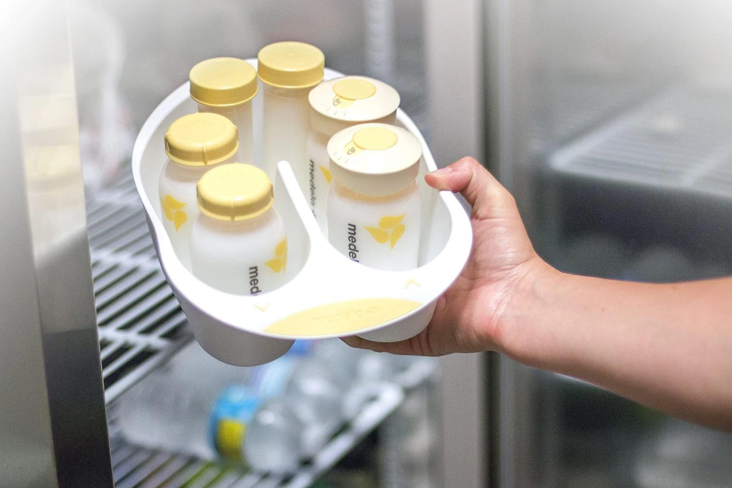 商品Medela|Medela Breast Milk Storage Solution Set, Breastfeeding Supplies & Containers, Breastmilk Organizer, Made Without BPA,价格¥236,第3张图片详细描述