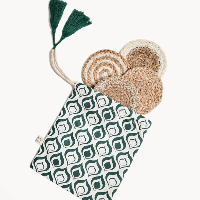 商品KORISSA|Natural Coaster Gift Set with Green pouch,价格¥240,第1张图片