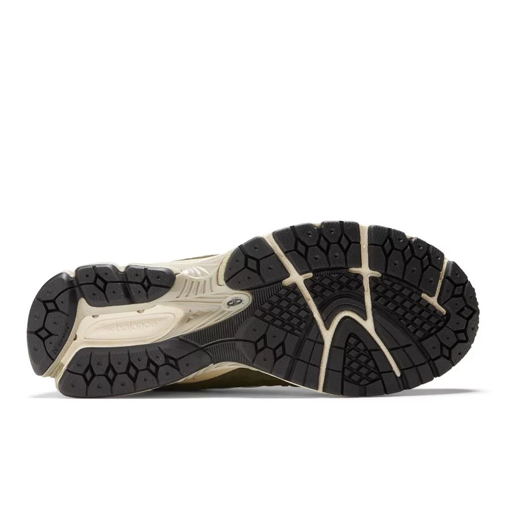 SNS x New Balance 2002R Mule 商品