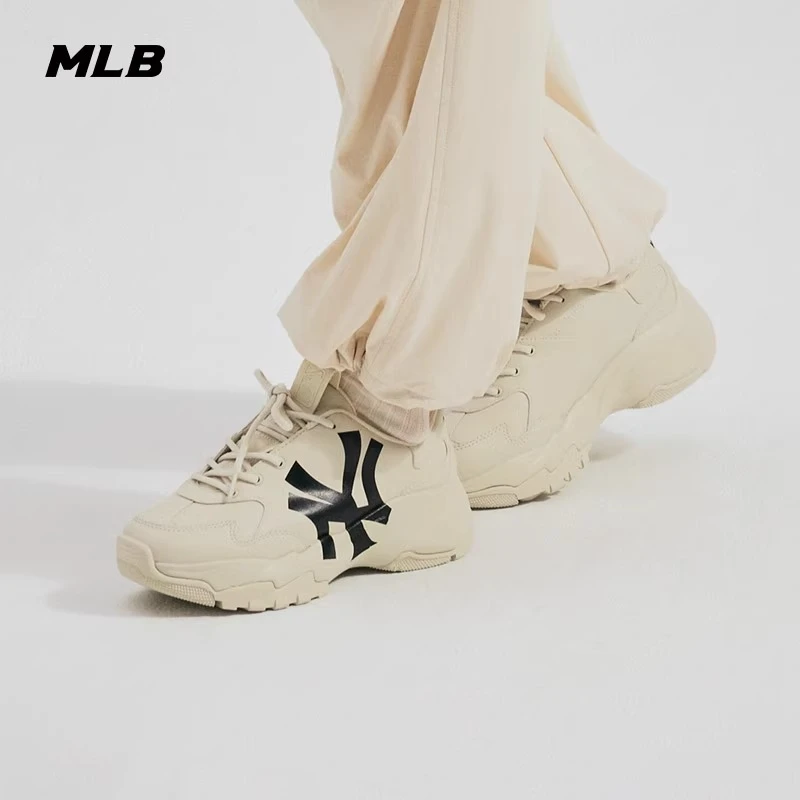 商品MLB|【国内现货】MLB| 官方 男女款情侣复古老爹鞋简约厚底运动休闲,价格¥702,第1张图片