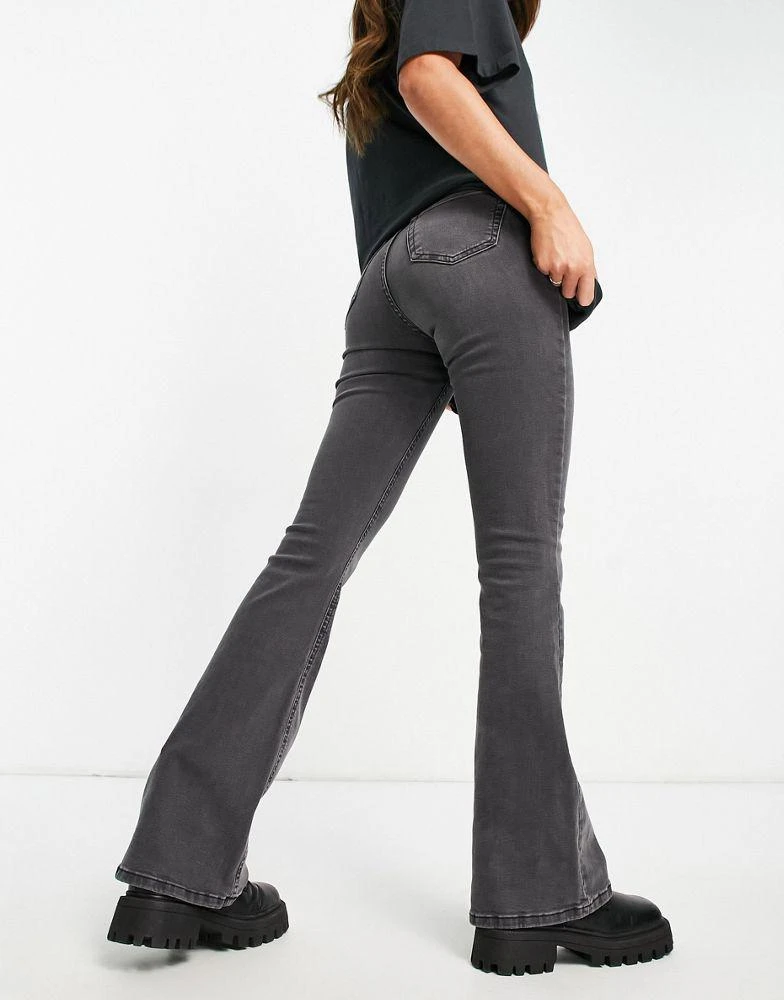 商品Topshop|Topshop high rise Jamie flare jeans in washed blac,价格¥356,第4张图片详细描述