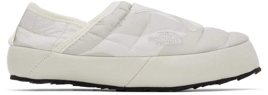 商品The North Face|Off-White Kaws Edition ThermoBall™ Traction Mules VP Mules,价格¥816,第1张图片