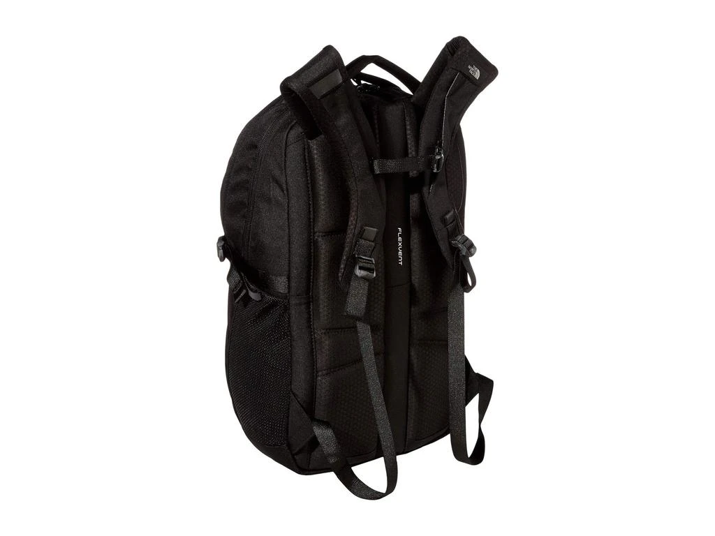 商品The North Face|Pivoter Backpack,价格¥458,第2张图片详细描述