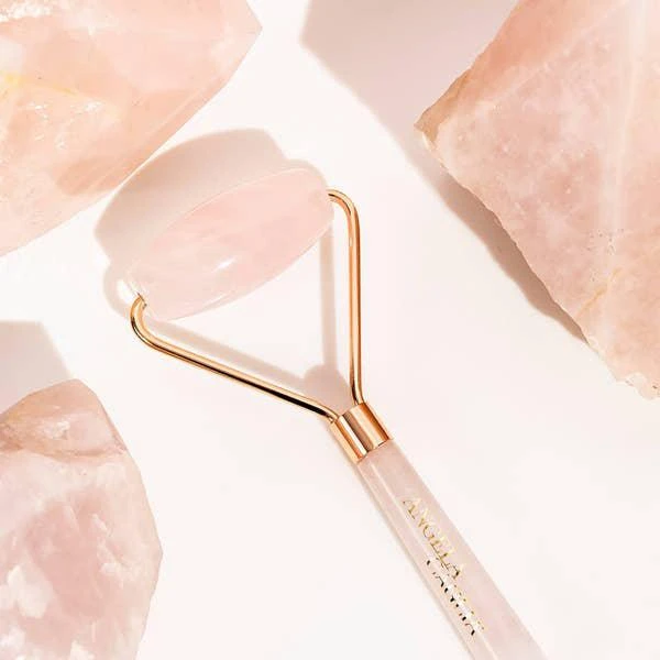 商品Angela Caglia|Angela Caglia Skincare La Vie en Rose Face Roller 1 piece,价格¥525,第5张图片详细描述
