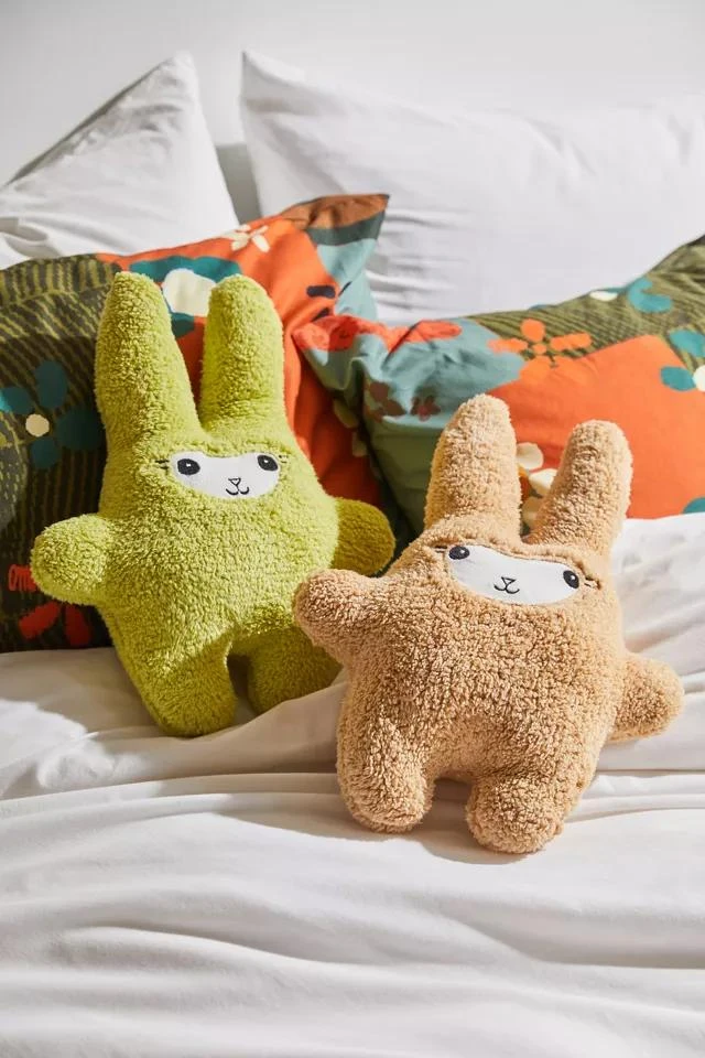 商品Urban Outfitters|Lil Bunny Buddy Throw Pillow,价格¥226,第2张图片详细描述