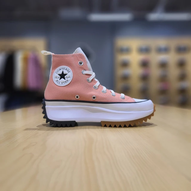 商品【预售商品15天发货】 Converse|【韩国直邮|包邮包税】匡威 RUNSTAR HIKE STATMENT FLOW 粉红色石英高鞋 170968C,价格¥654,第1张图片