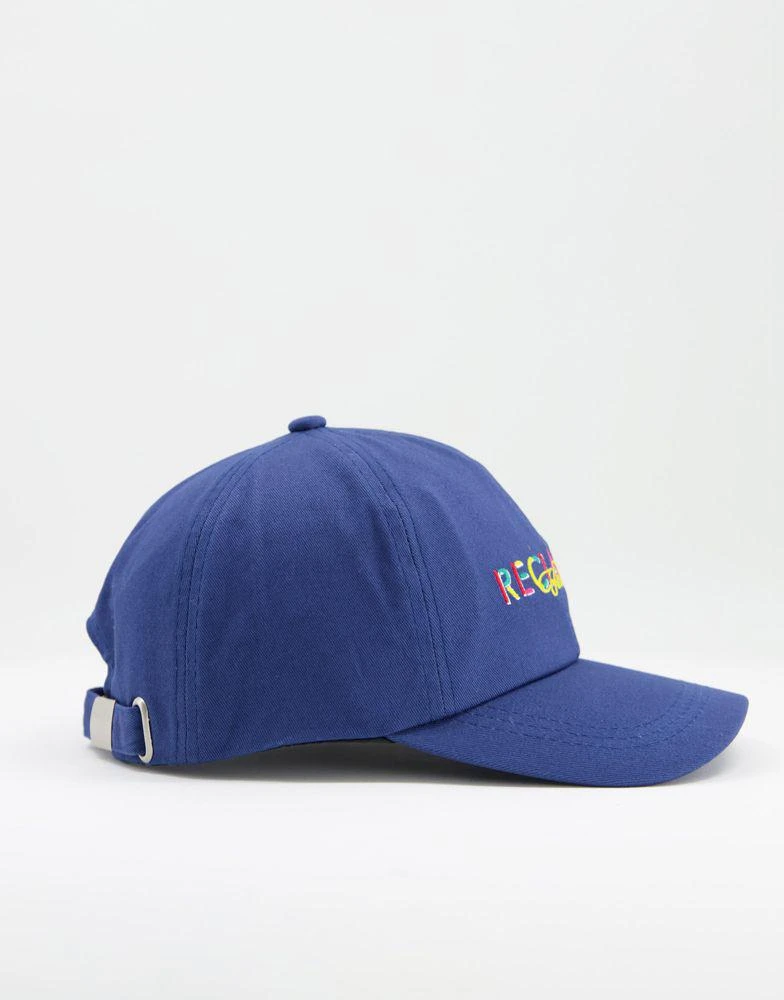 商品Reclaimed Vintage|Reclaimed Vintage inspired unisex cap with rainbow logo in navy,价格¥102,第2张图片详细描述