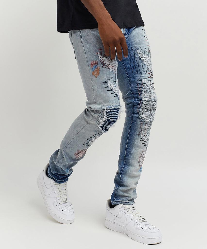 商品Reason Clothing|Perry Embroidered Slim Fit Light Washed Denim Jeans,价格¥363,第4张图片详细描述