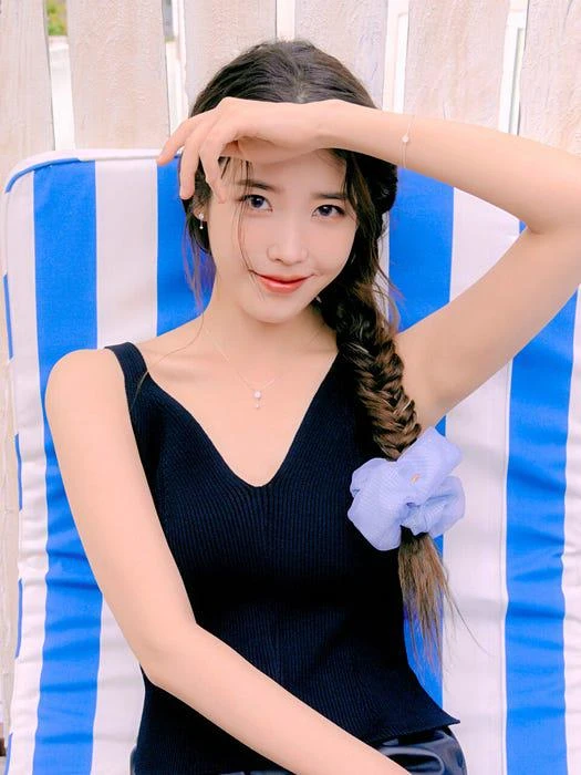 商品J.ESTINA|IU SCRUNCHIE - BLUEMING (JALJHS1BS807FA000),价格¥427,第1张图片