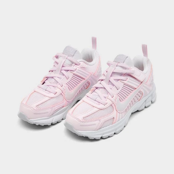 商品NIKE|Girls' Little Kids' Nike Vomero 5 Stretch Lace Casual Shoes,价格¥667,第2张图片详细描述