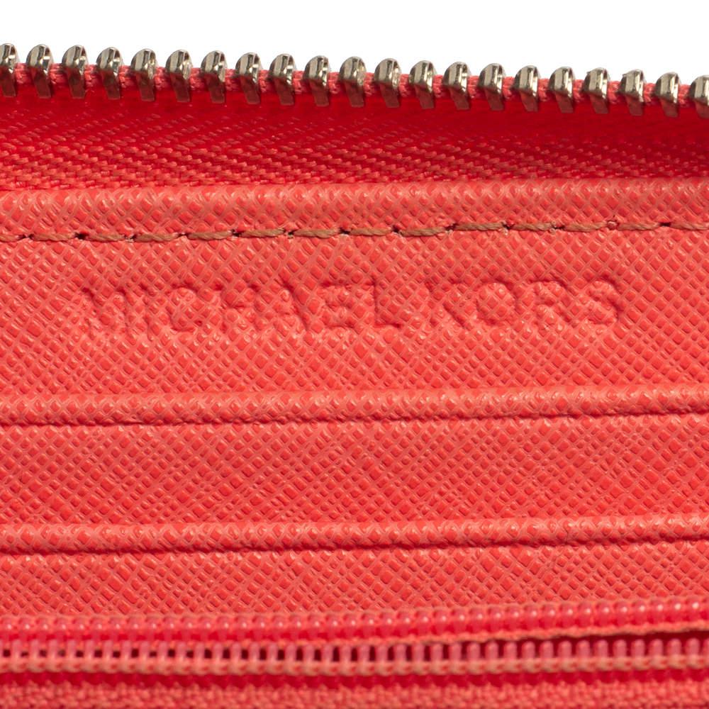 Michael Kors Pink Leather Zip Around Wristlet Wallet商品第7张图片规格展示