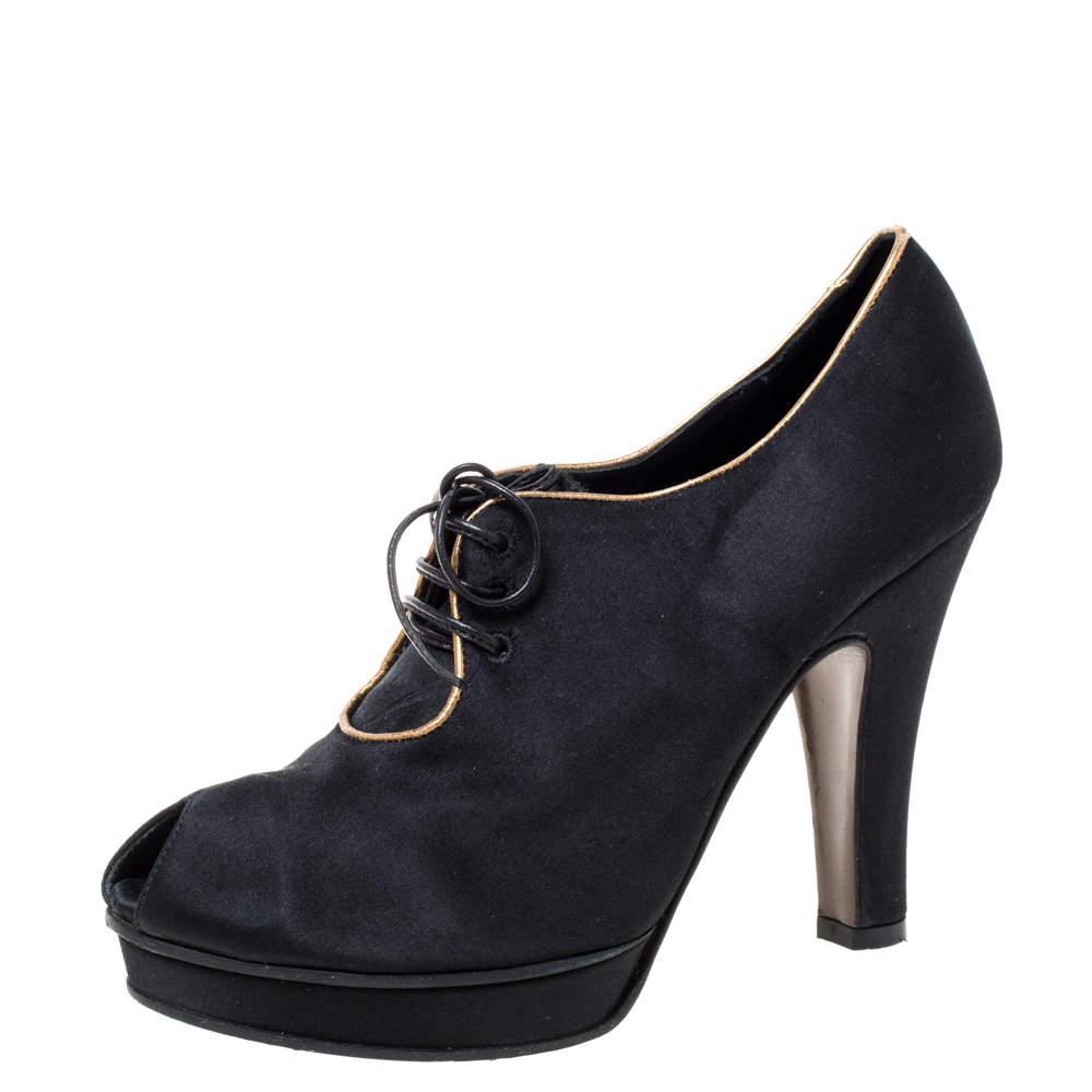 商品[二手商品] Fendi|Fendi Black Satin Platform Peep Toe Lace Up Ankle Booties Size 37,价格¥1252,第1张图片
