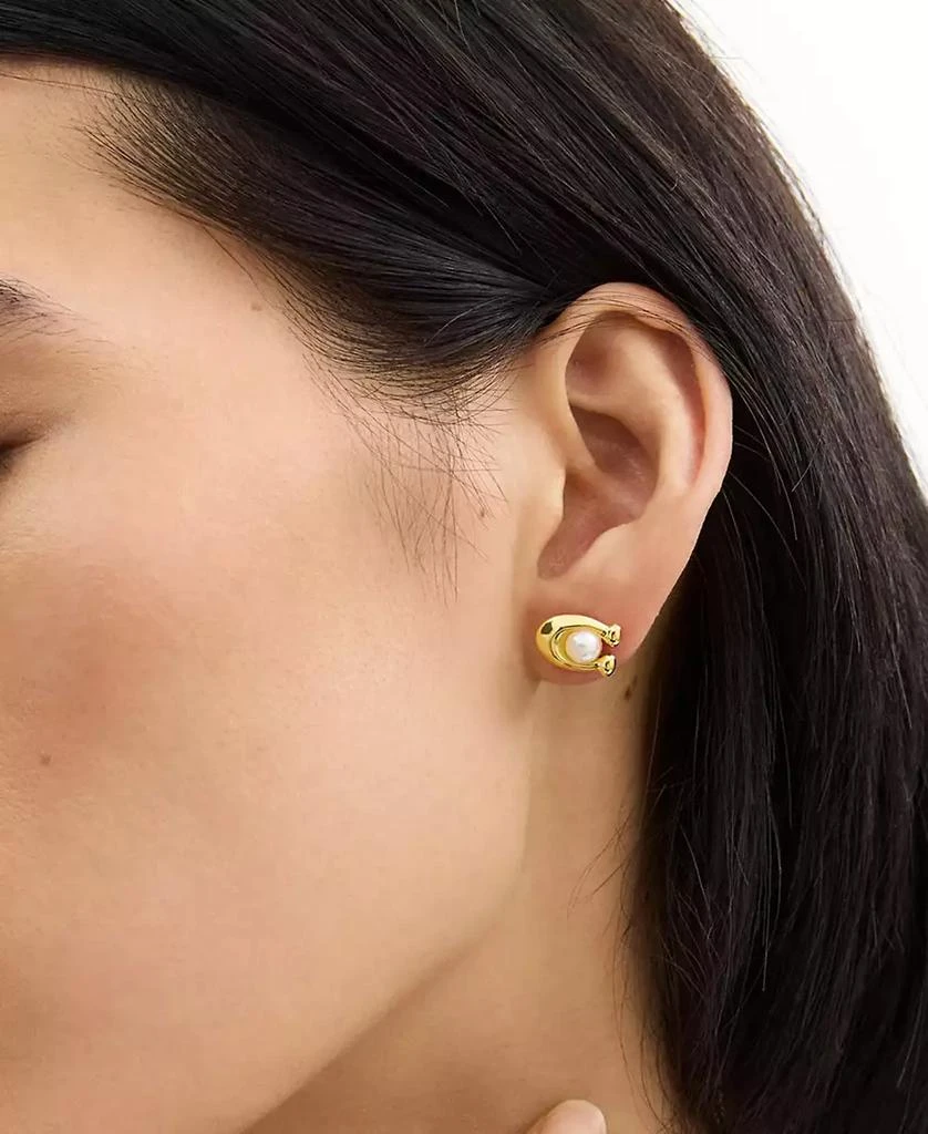 商品Coach|Imitation Pearl Signature C Stud Earrings,价格¥341,第3张图片详细描述