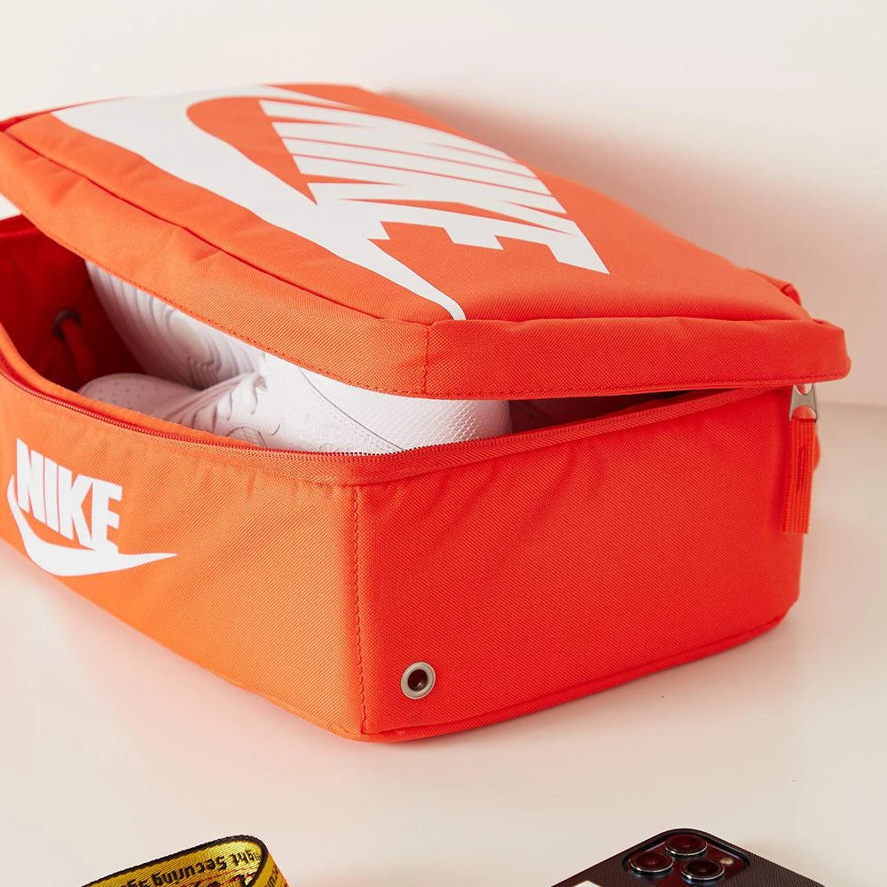 Nike Travel Shoebox 商品