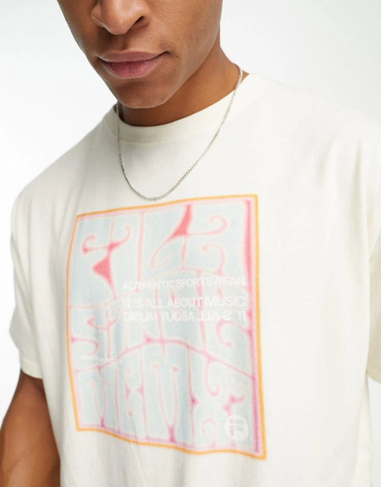 商品Fila|Fila Gordon t-shirt with retro back print in off white,价格¥144,第4张图片详细描述