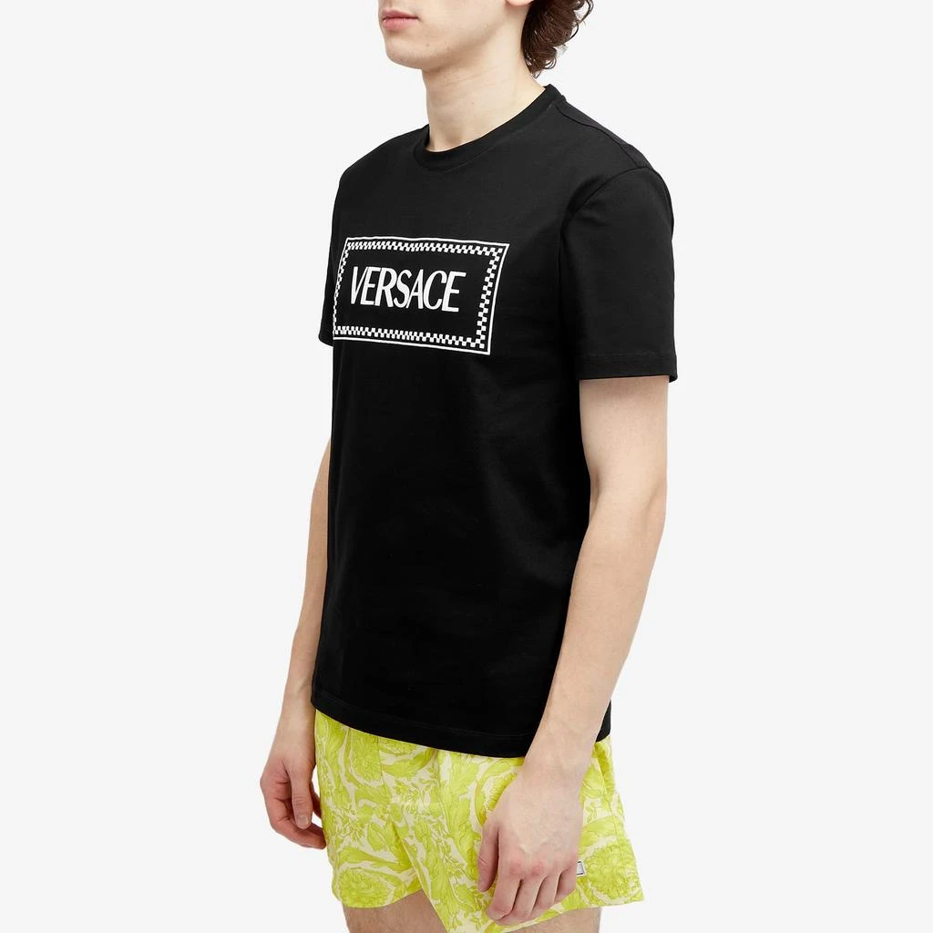 商品Versace|Versace Tiles Embroidered Tee,价格¥1385,第2张图片详细描述