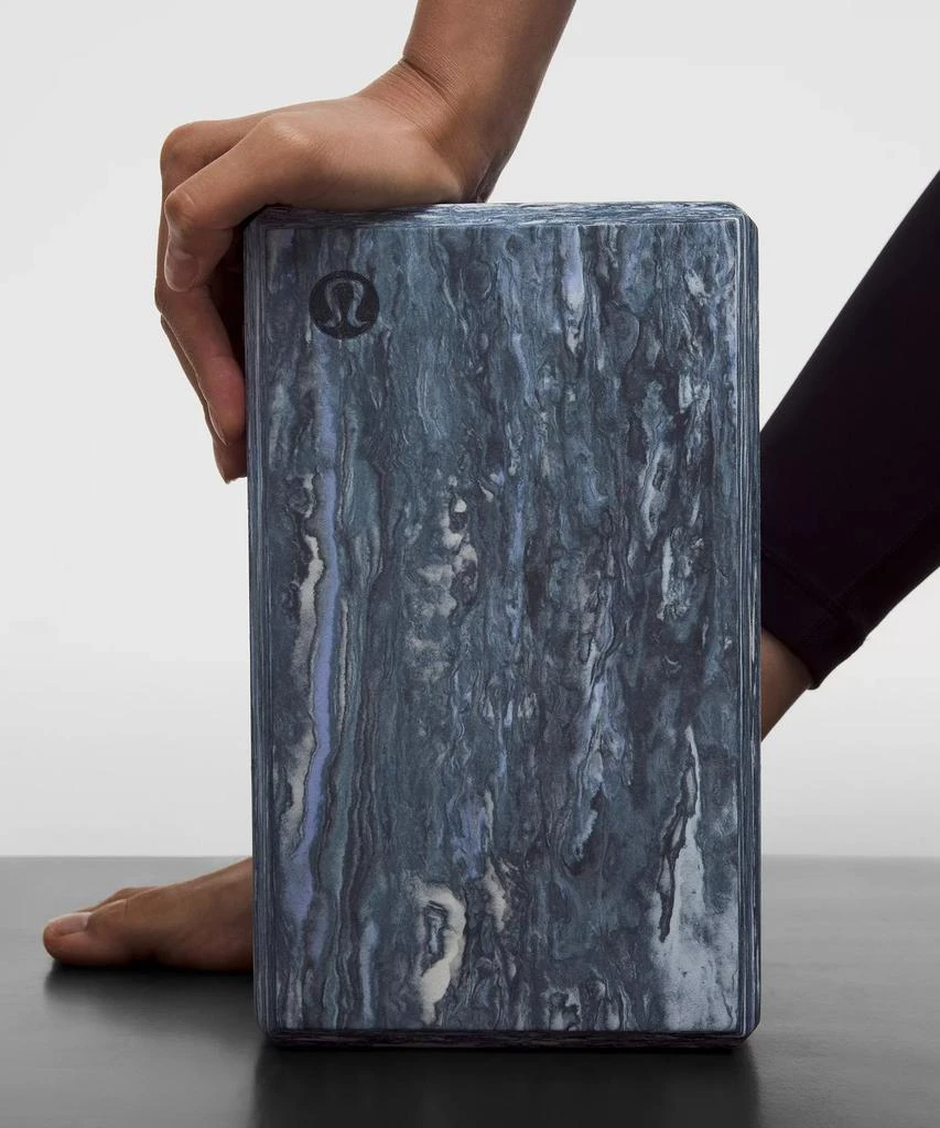 Lift and Lengthen Yoga Block 商品