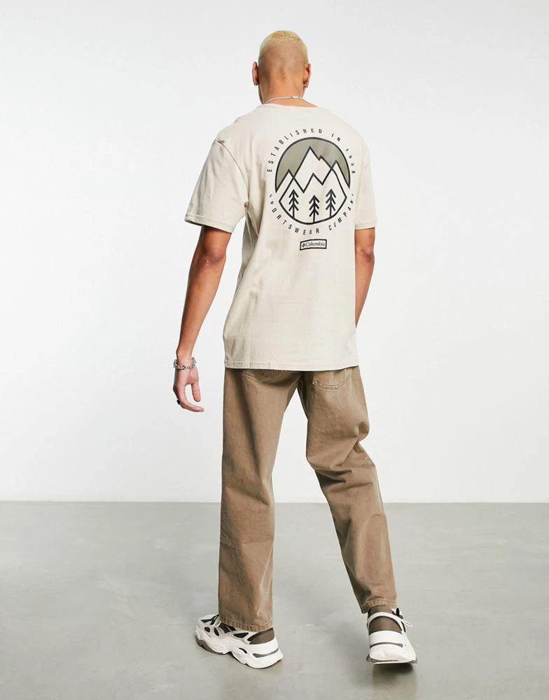 商品Columbia|Columbia Tillamook Way II t-shirt in beige/black Exclusive at ASOS,价格¥175,第4张图片详细描述