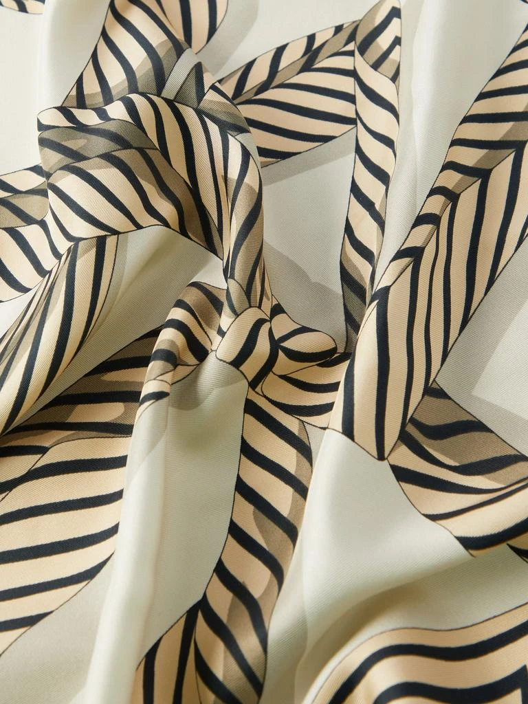 商品Totême|Knotted-print silk-twill scarf,价格¥1574,第4张图片详细描述