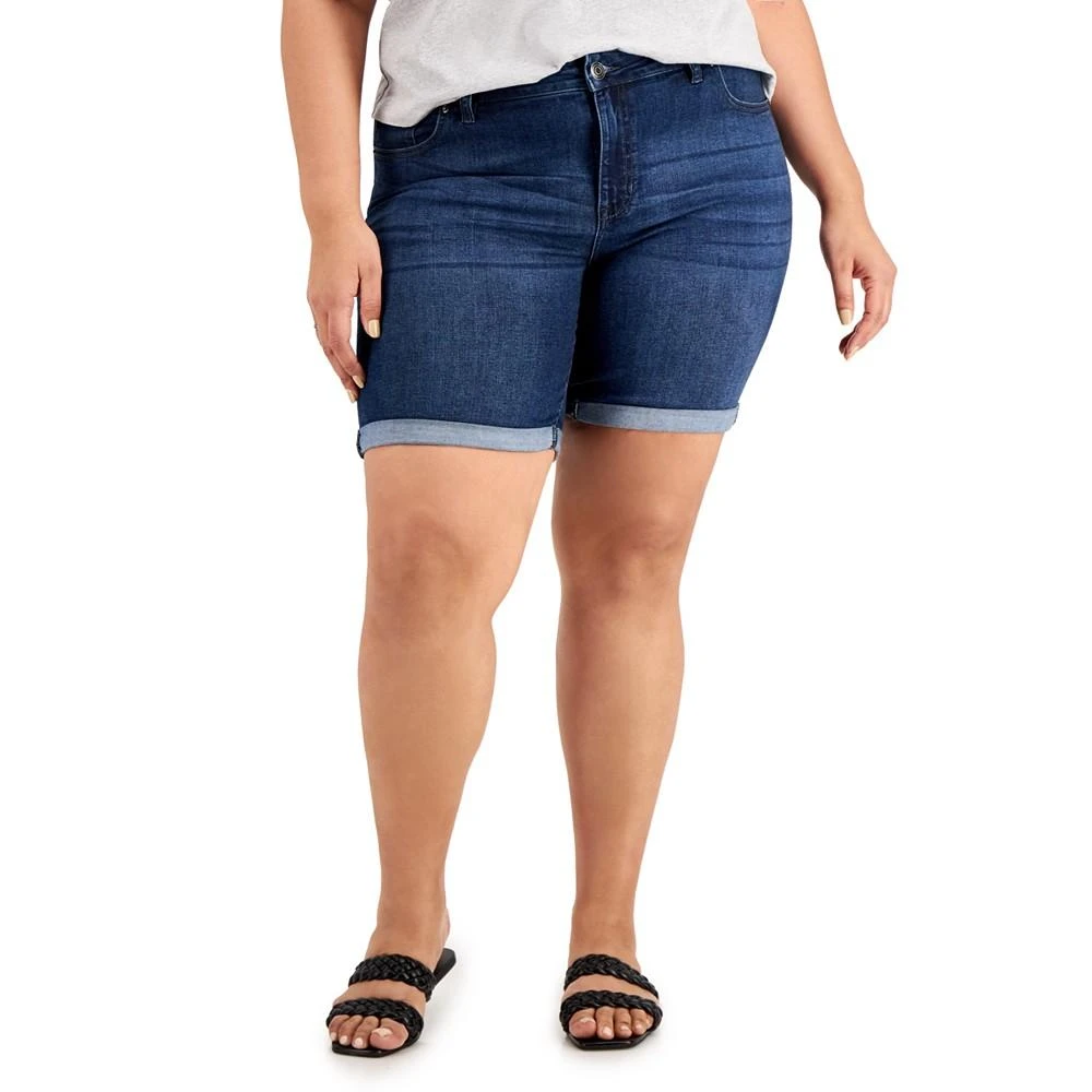 商品Celebrity Pink|Plus Size Bermuda Shorts,价格¥176,第1张图片